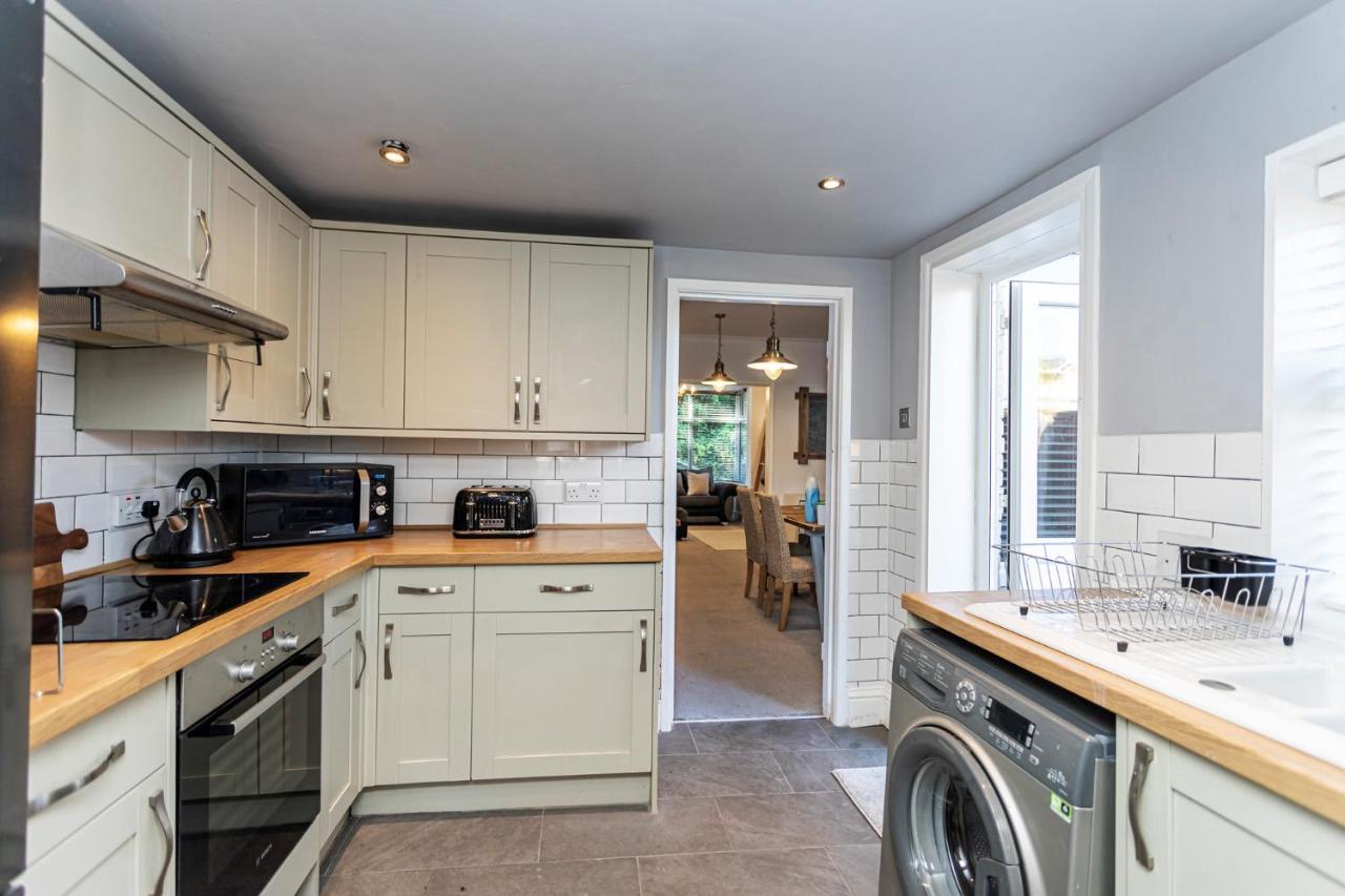 Modern 3 Bed, Heart Of Ashley Cross, 5 Mins To Sandbanks פול מראה חיצוני תמונה